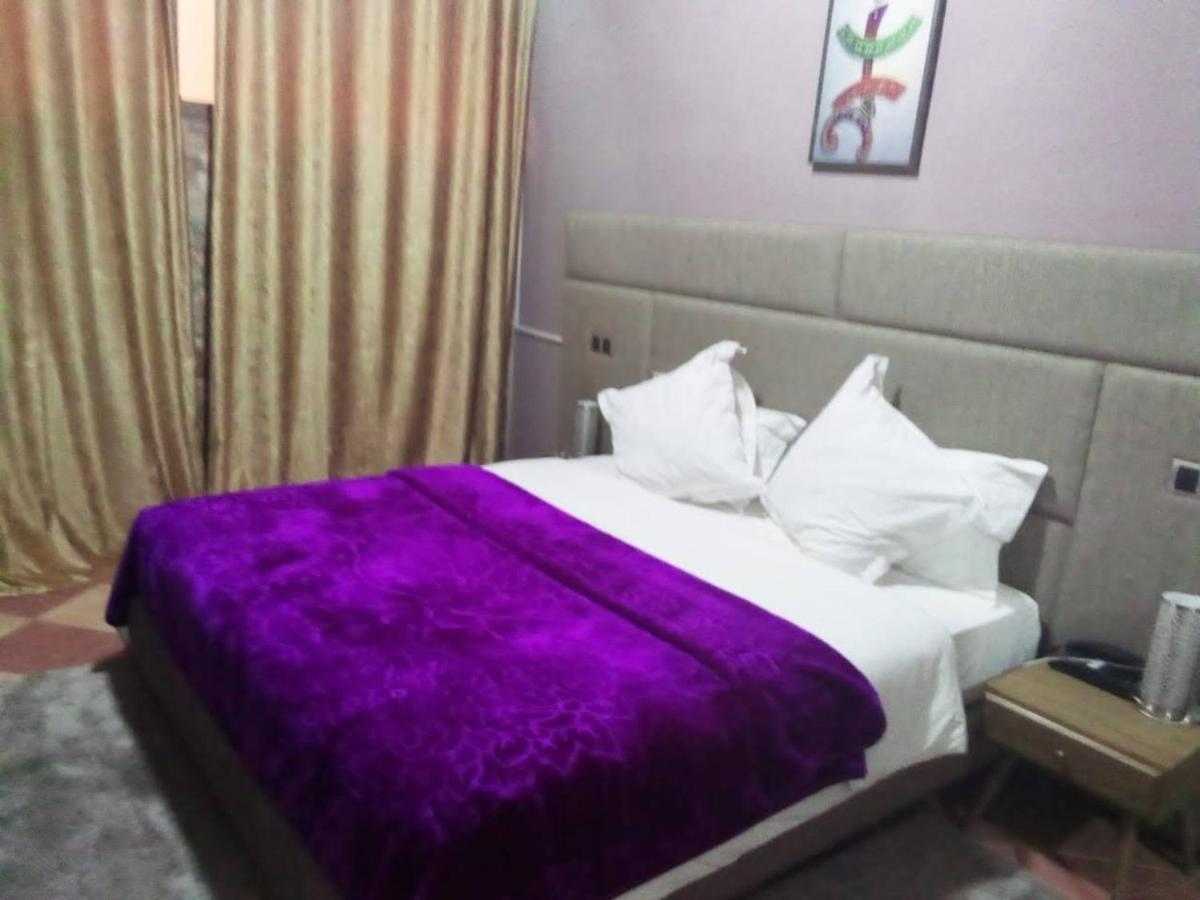 Ait Bou Tarhat Palais Du Cedre酒店 外观 照片