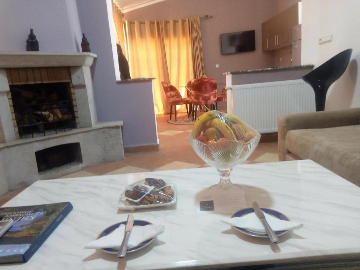 Ait Bou Tarhat Palais Du Cedre酒店 外观 照片
